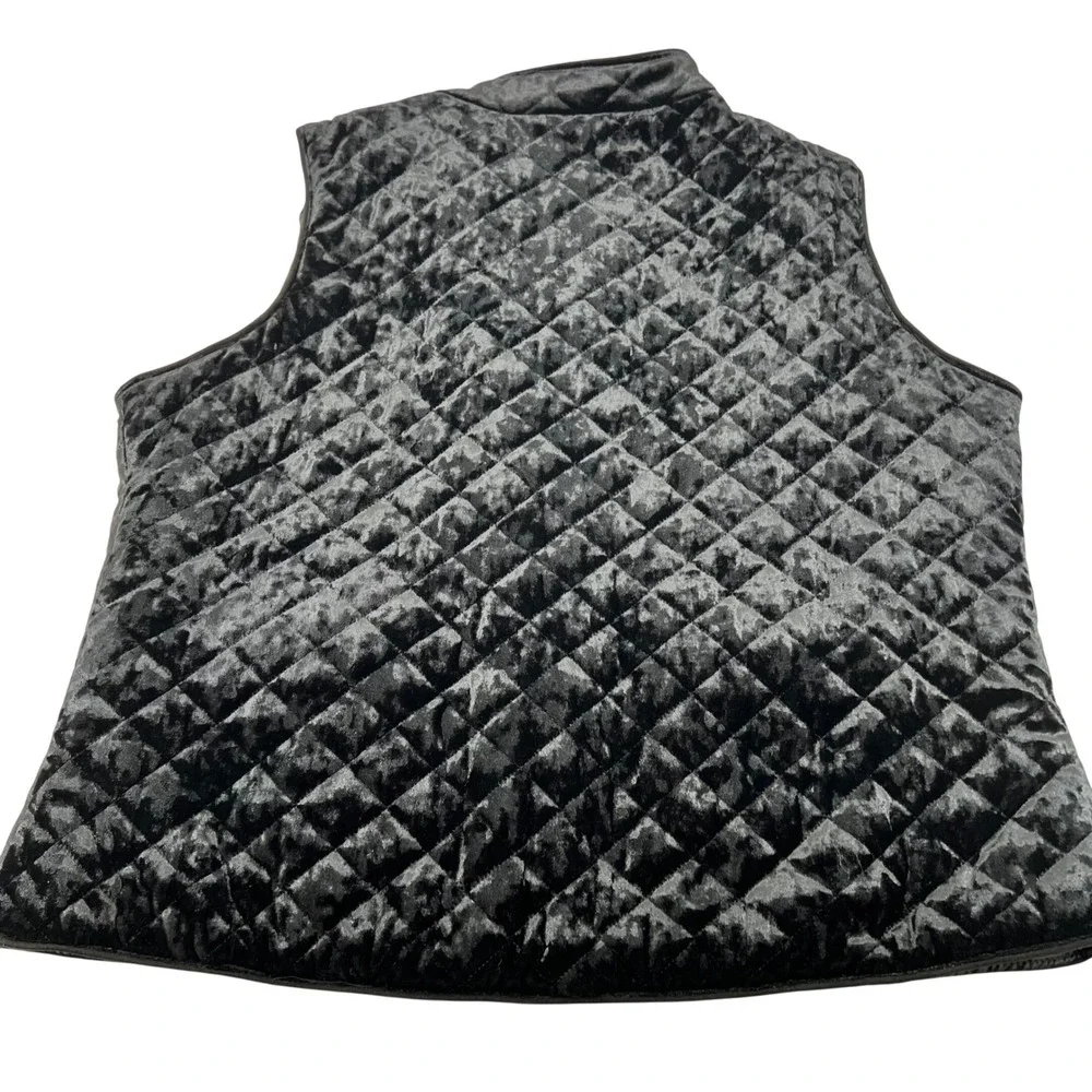Active USA quilted velvet